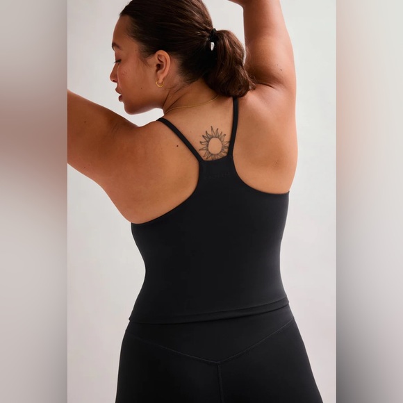 NEW Girlfriend Collective Black Willa Strappy Tank Medium - Picture 2 of 4